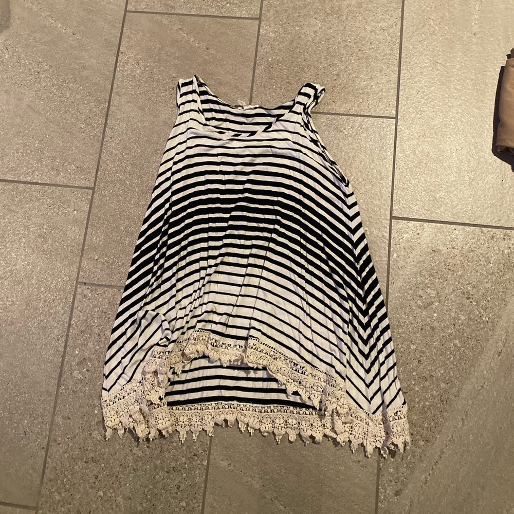 Black and white tank